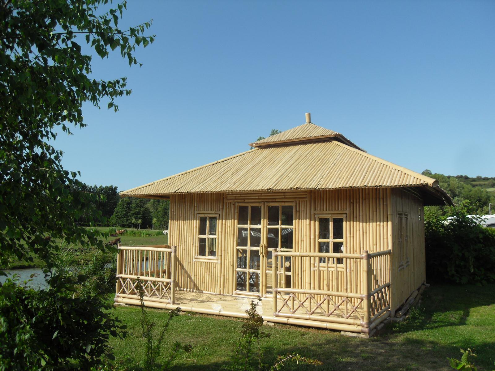 Cabane  en bambou  sans sanitaire 4 personnes Camping 